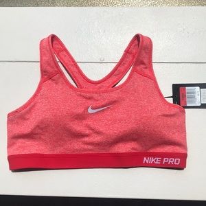 Nike pro sports bra